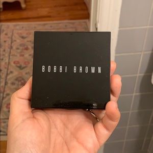 Bobbi Brown Beige shimmer brick